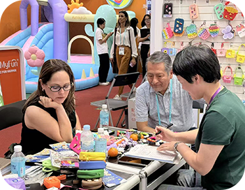 Yiwu Yuefa Artes y Oficios Co., Ltd